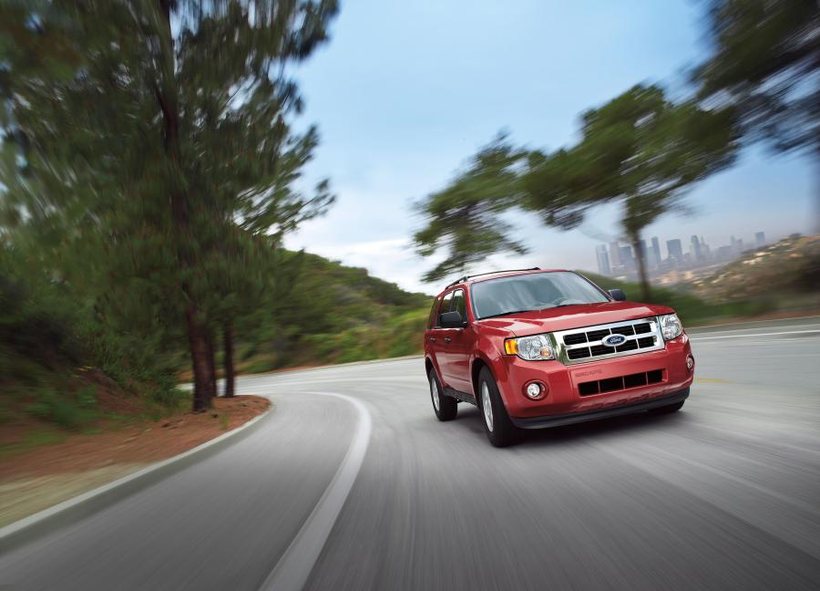  Ford Escape 2008 года  (фото 17 из 19)